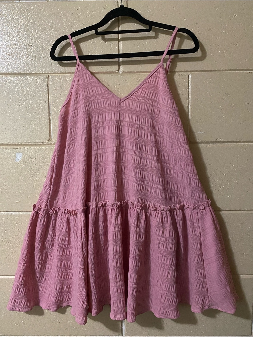 SHEIN Pink Textured Tiered Spaghetti-Strap Casual Dress